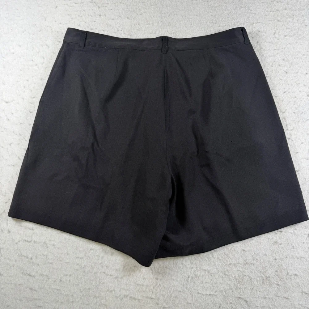 Tommy Bahama Womens 14 Black 100% Silk Herringbone Dress Shorts Resort Wear 3033
